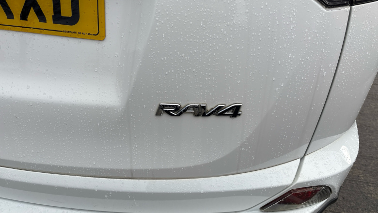 Toyota RAV4 2.0 D-4D Business Edition 5dr 2WD Diesel Estate